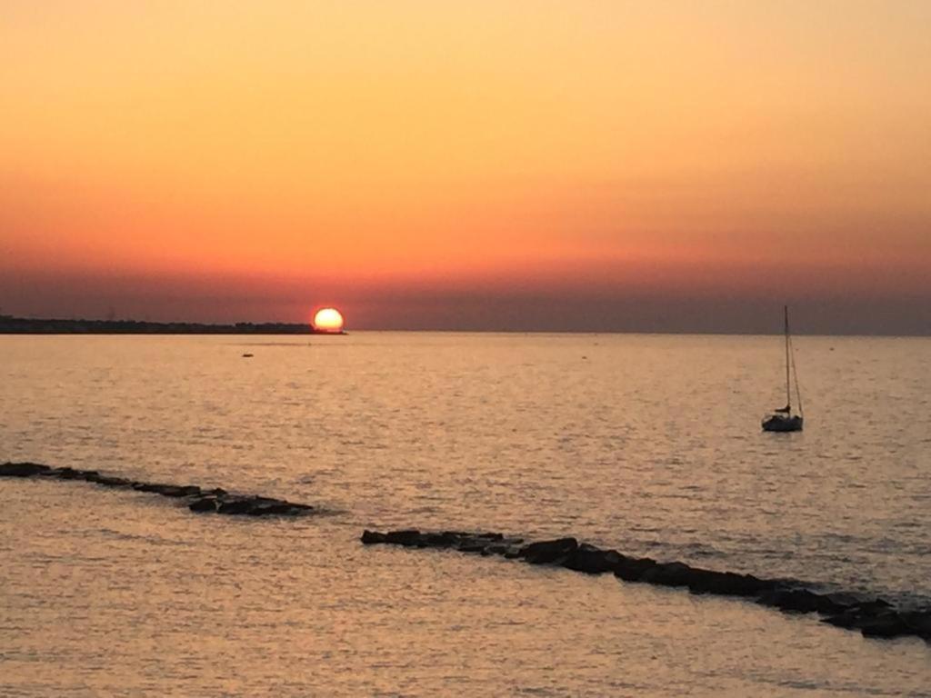 La Mia Terrazza Sul Mare - Mared'Amare Apartment Bari Ngoại thất bức ảnh